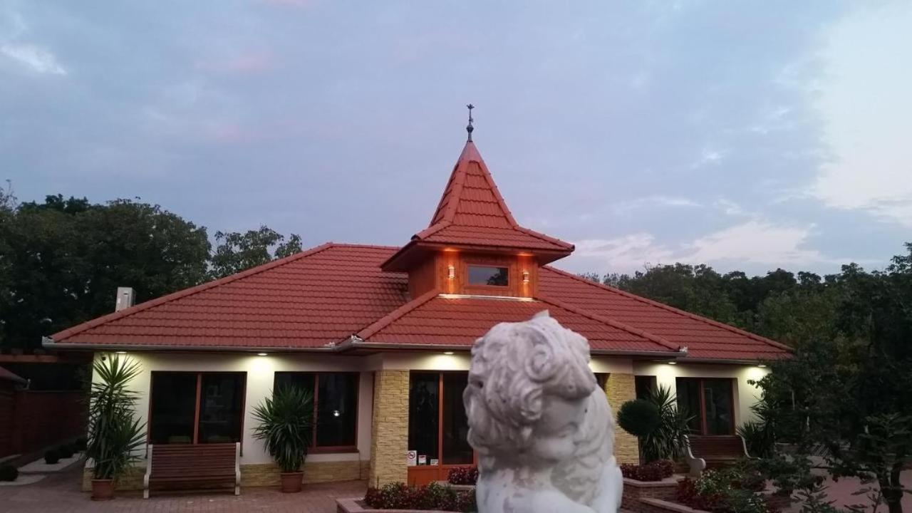 Bornemisza Kuria Wellness Resort Tiszabecs المظهر الخارجي الصورة