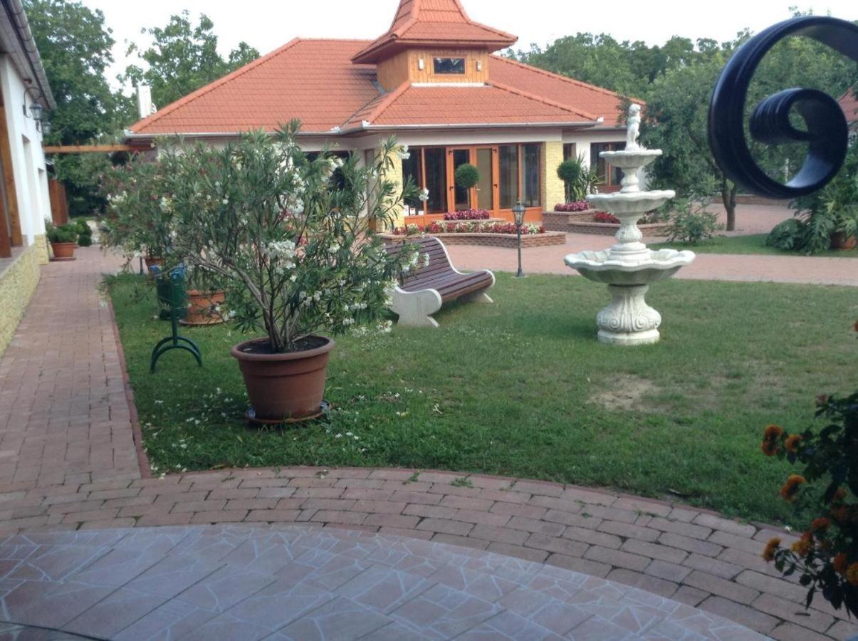 Bornemisza Kuria Wellness Resort Tiszabecs المظهر الخارجي الصورة